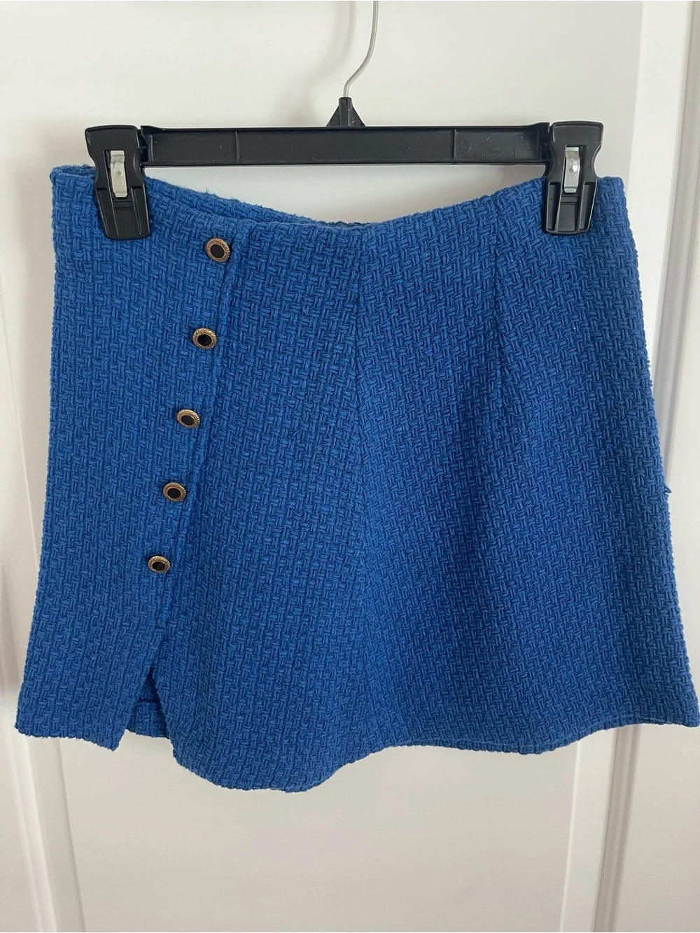 Blue Textured Button-Front Mini Skirt - Picture 1 of 2